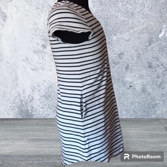 SheIn Cap Sleeves Striped Dress Shirt V Neck Size Small - Picture 3 of 11